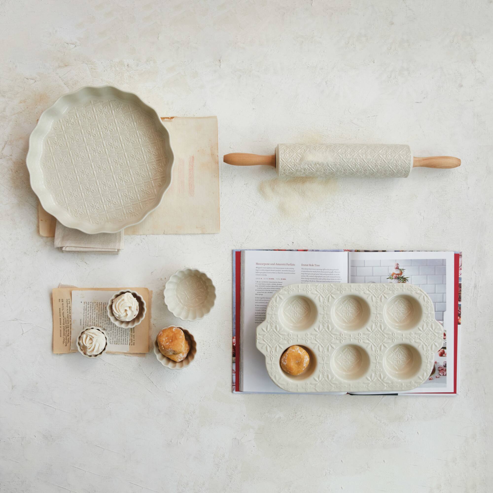 Hello Honey® 14" Cream Embossed 6-Muffin Stoneware Pan